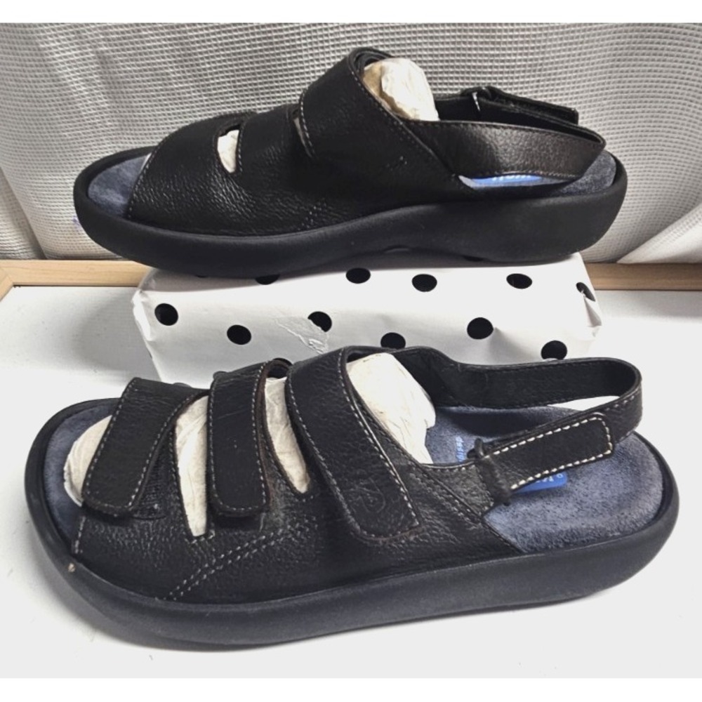 Wolky Liana black leather 3 adjustabe hood loop strap woman Sz 39/ 8